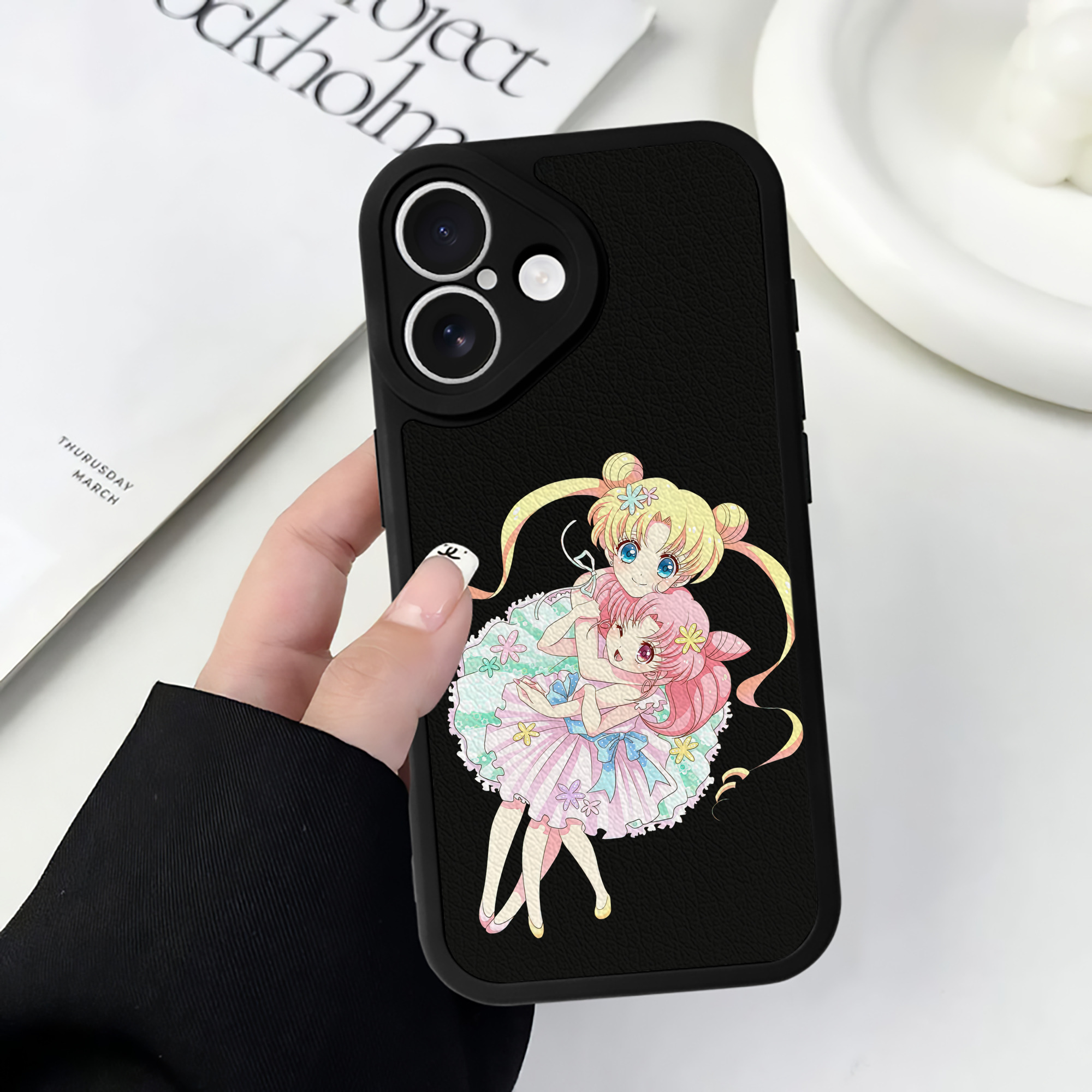 （画像用） 美少女戦士セーラームーン 愛野 美奈子 あいの みなこ Sailor Moon Aino Minako 【iPhone 16シリーズ対応】シリコンスマホケース（レザー調） 材質：シリコン